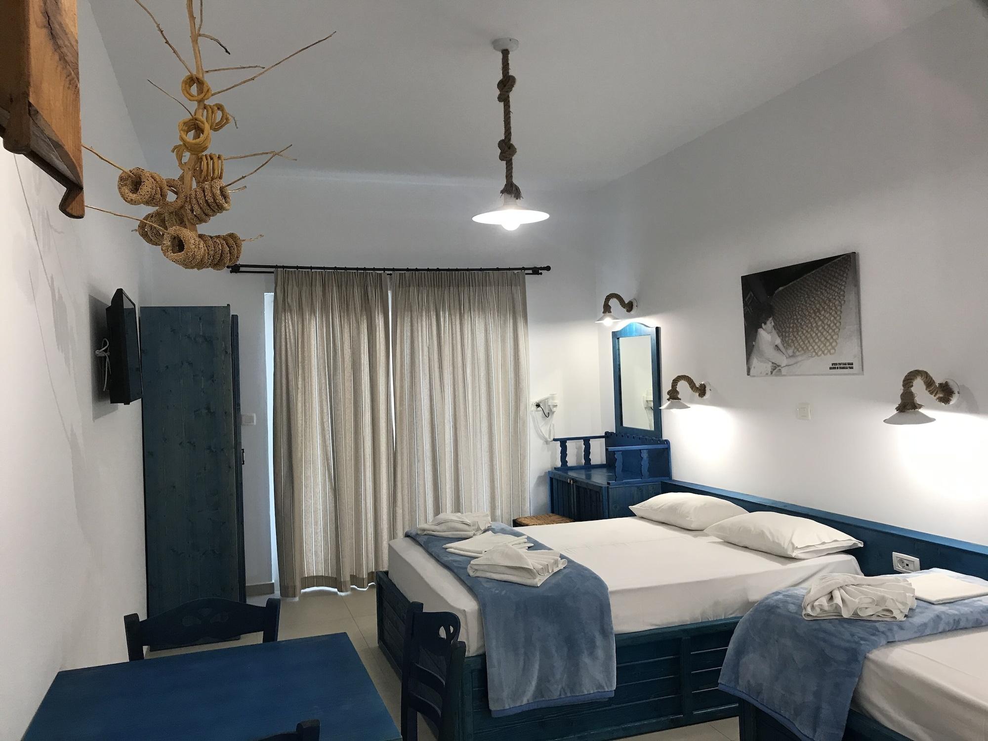 Filoxenia Apartments & Studios Theológos Екстериор снимка