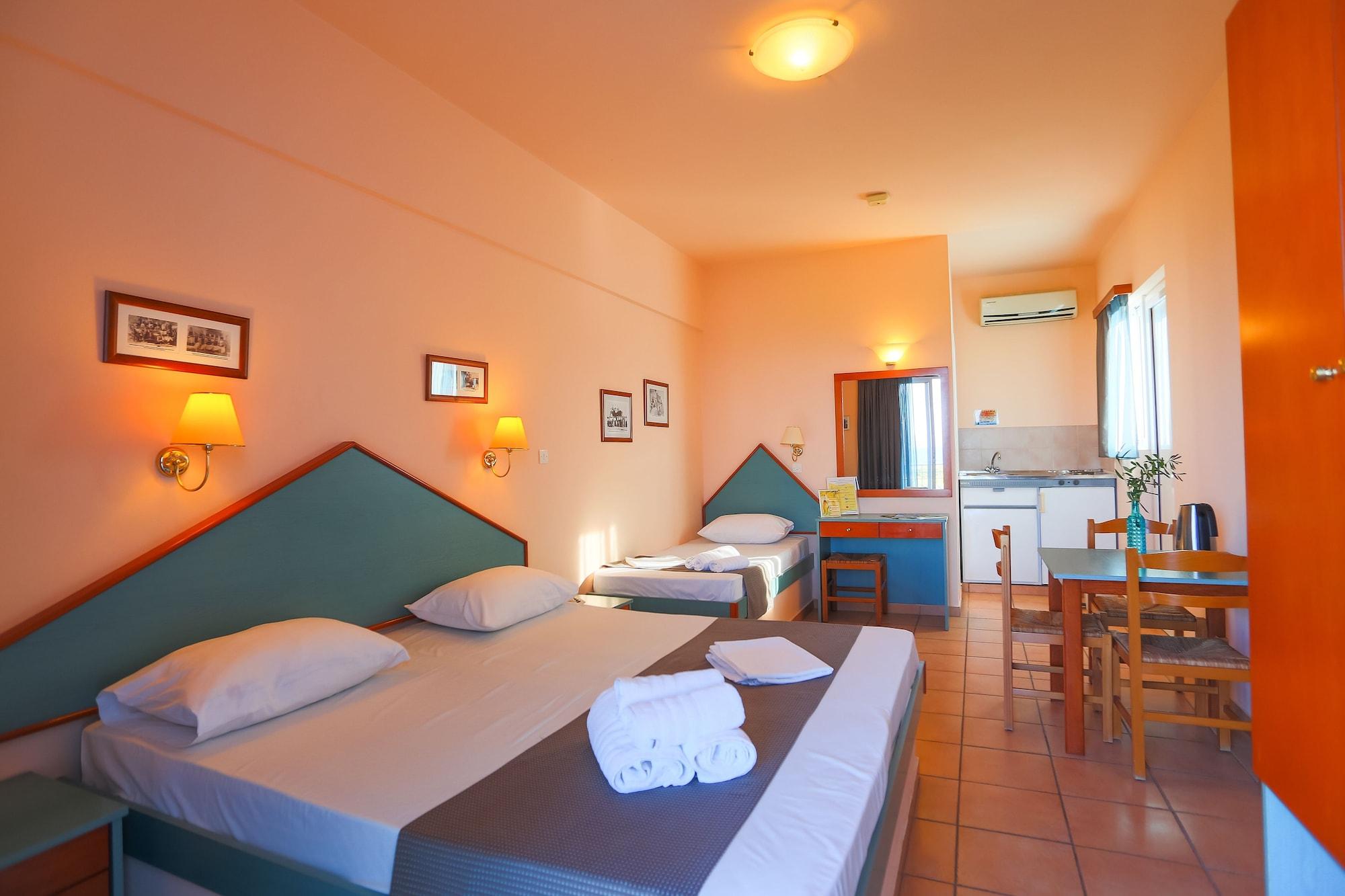 Filoxenia Apartments & Studios Theológos Екстериор снимка