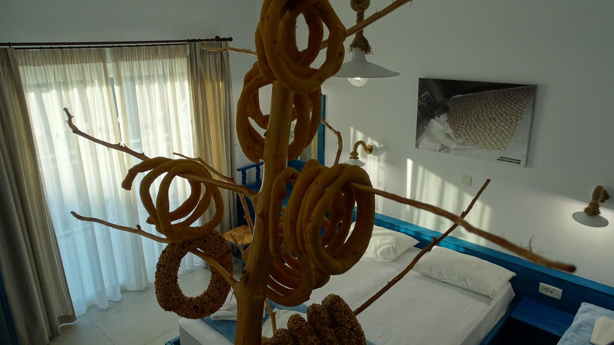 Filoxenia Apartments & Studios Theológos Екстериор снимка
