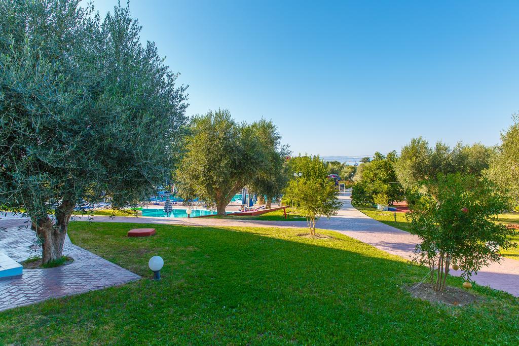 Filoxenia Apartments & Studios Theológos Екстериор снимка