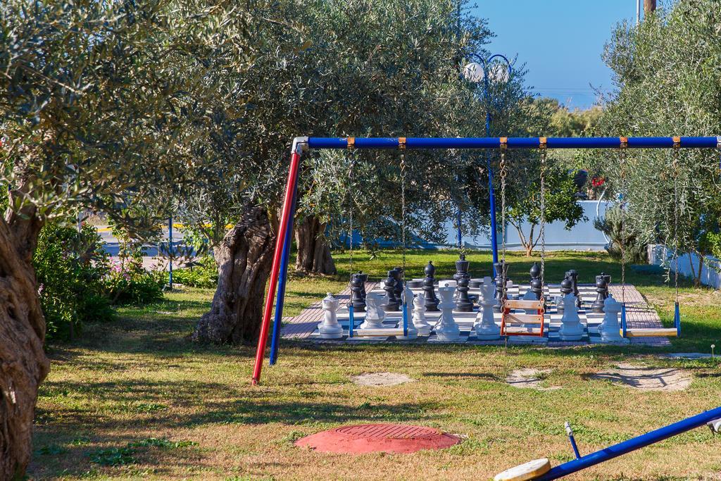 Filoxenia Apartments & Studios Theológos Екстериор снимка