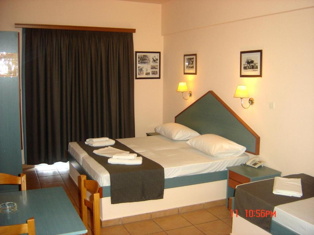 Filoxenia Apartments & Studios Theológos Стая снимка
